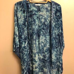 Ava Sky - Honolulu • Hawaii Kimono Medium